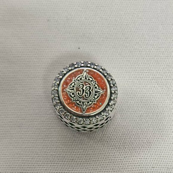 Pandora 2021 Winter Release Disney World Club 33 Charm, S925 Silver Jewelry - Picture 1 of 4